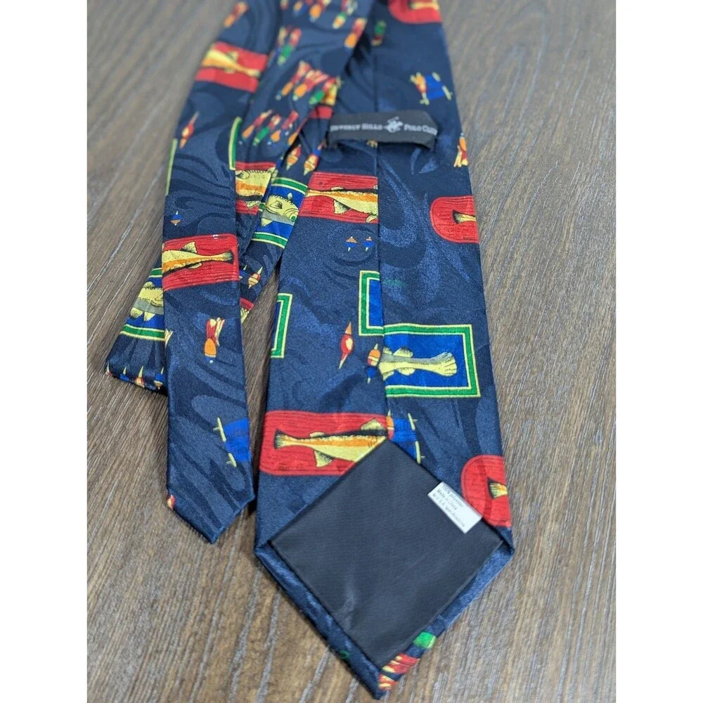 VTG Beverly Hills Polo Club Fish & Lures Neck Tie Navy Blue Trout Novelty 58